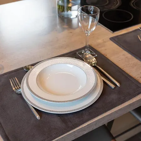 Le Logis Des Haan * バストーニュ